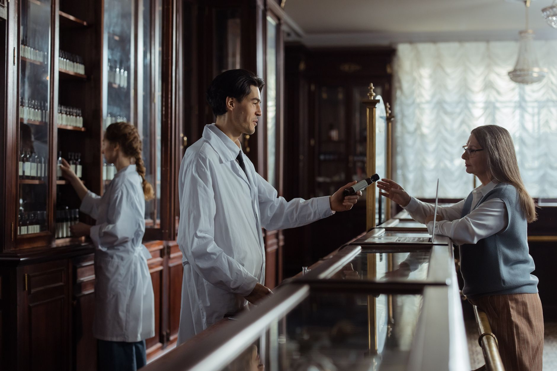 Pharmacie de garde équipe à Saint-Étienne